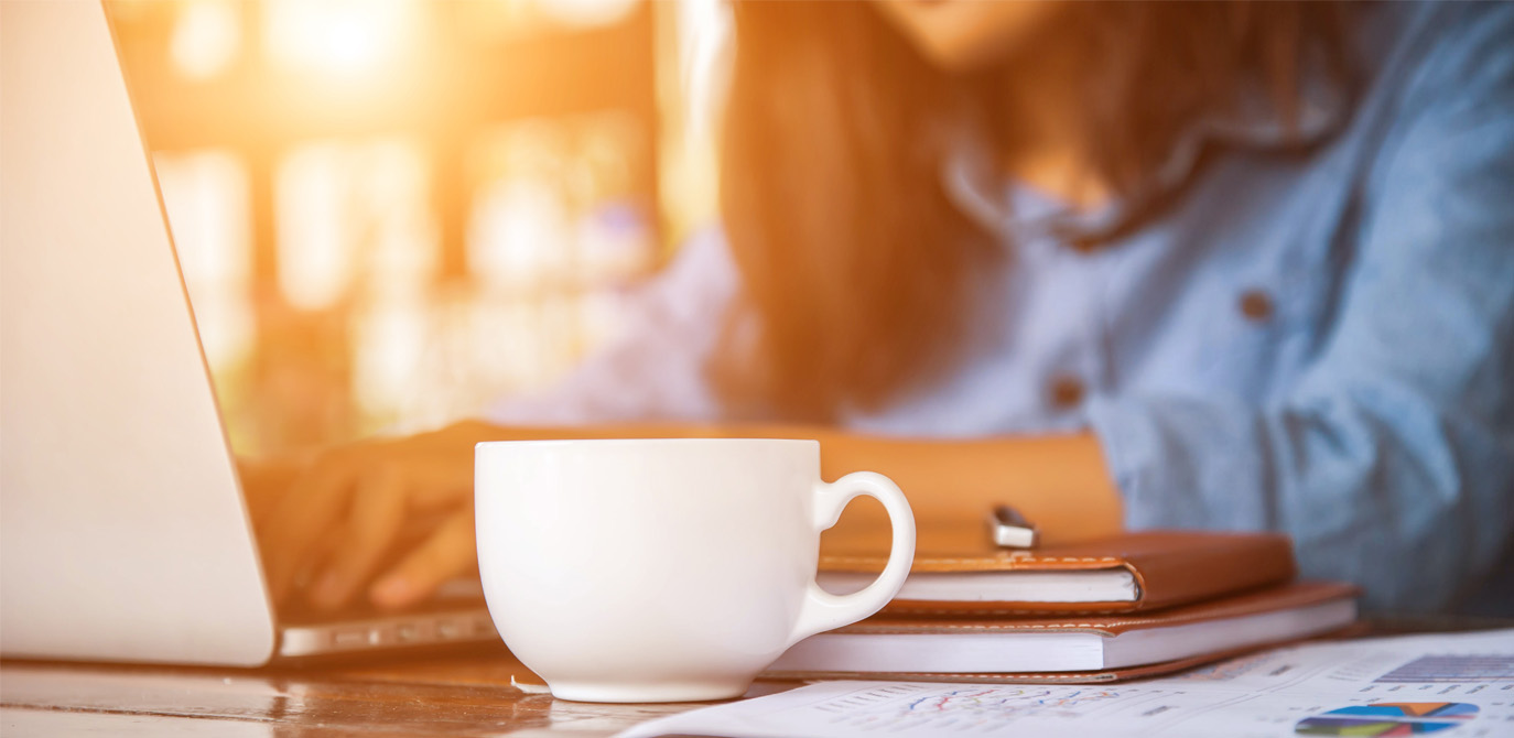 Sesión de terapia online con psicólogo en Madrid Tetuán para quienes no pueden acudir a la consulta